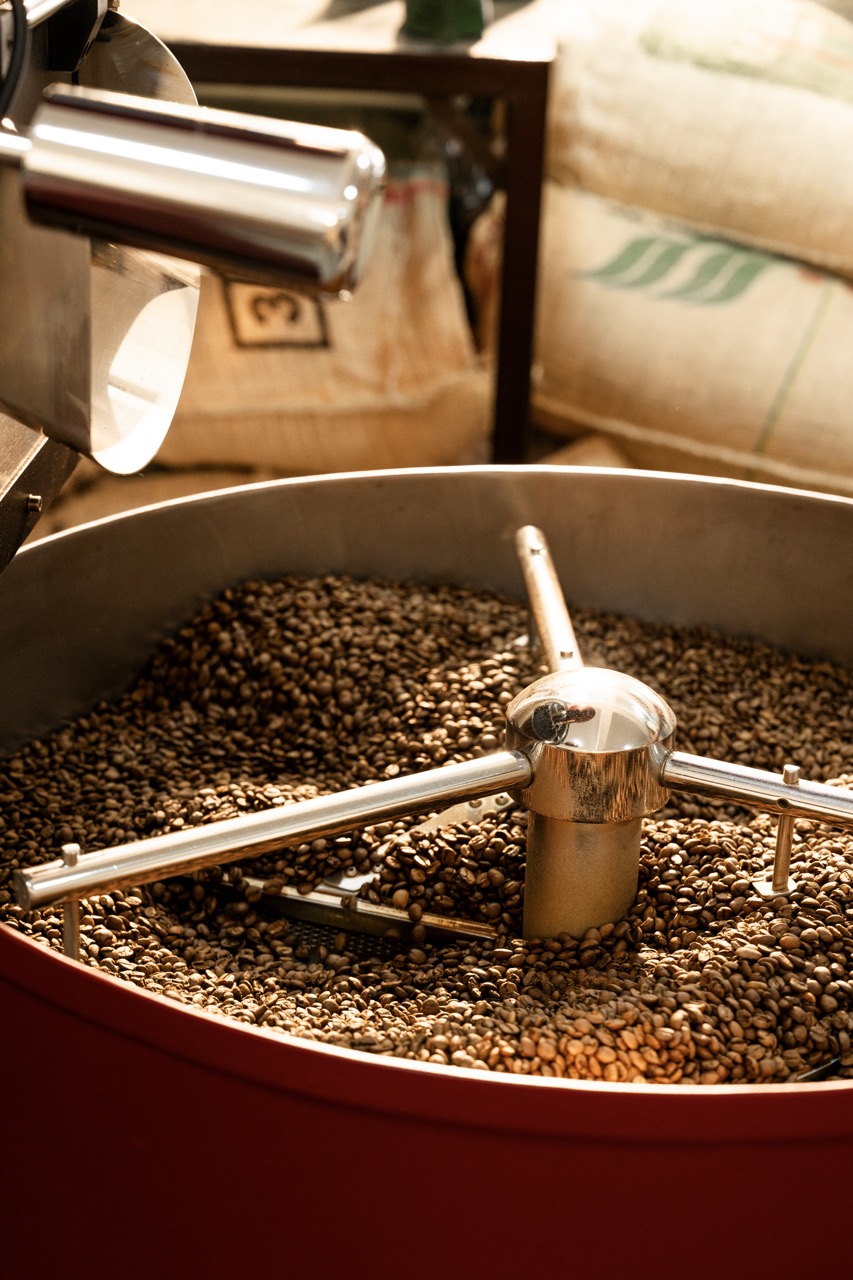 Kahve Makineleri Rehberi: Evde Barista Kalitesinde Kahve